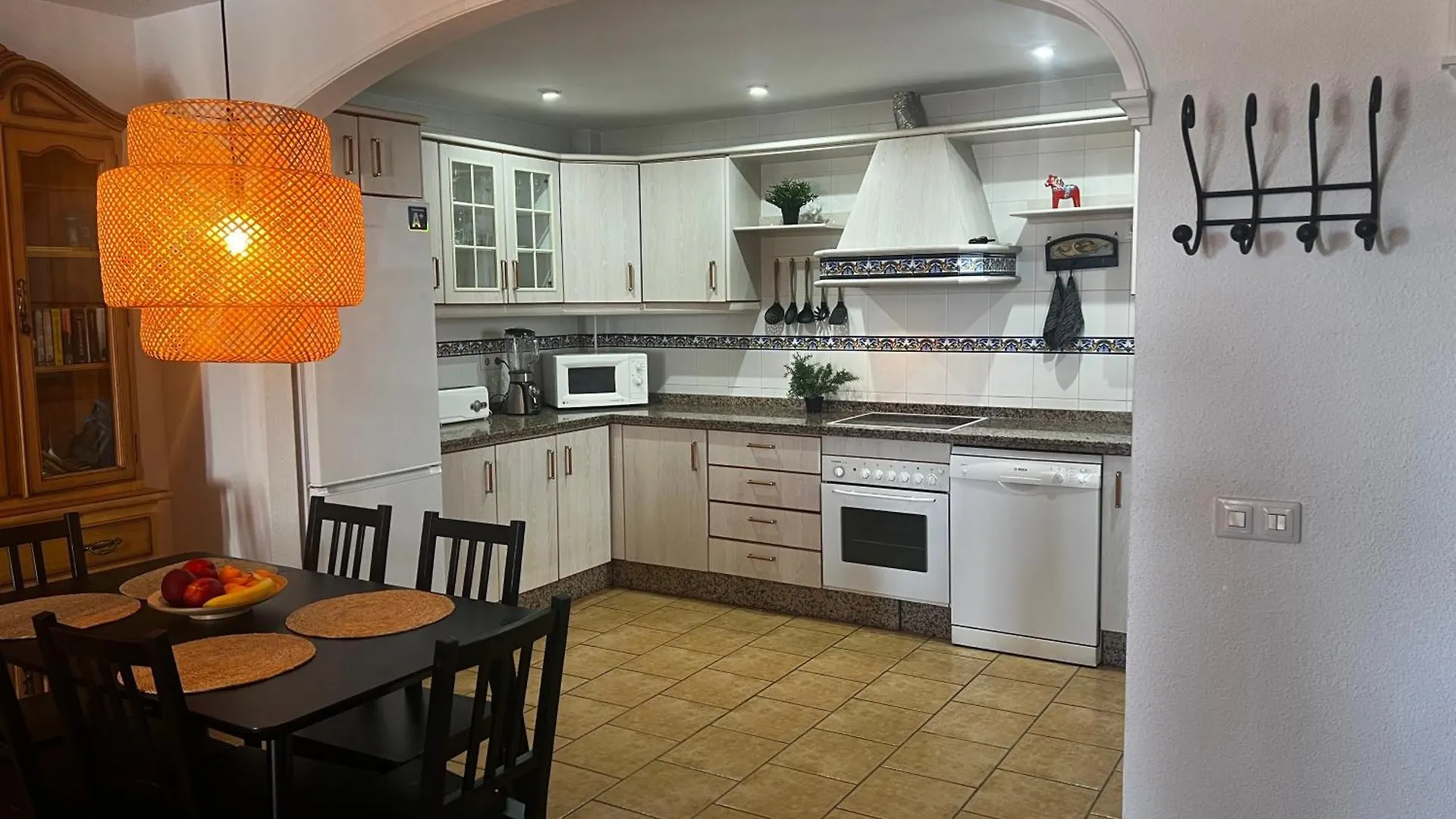 Ideal 2 Bed 2 Bath - Pueblo Evita Benalmadena