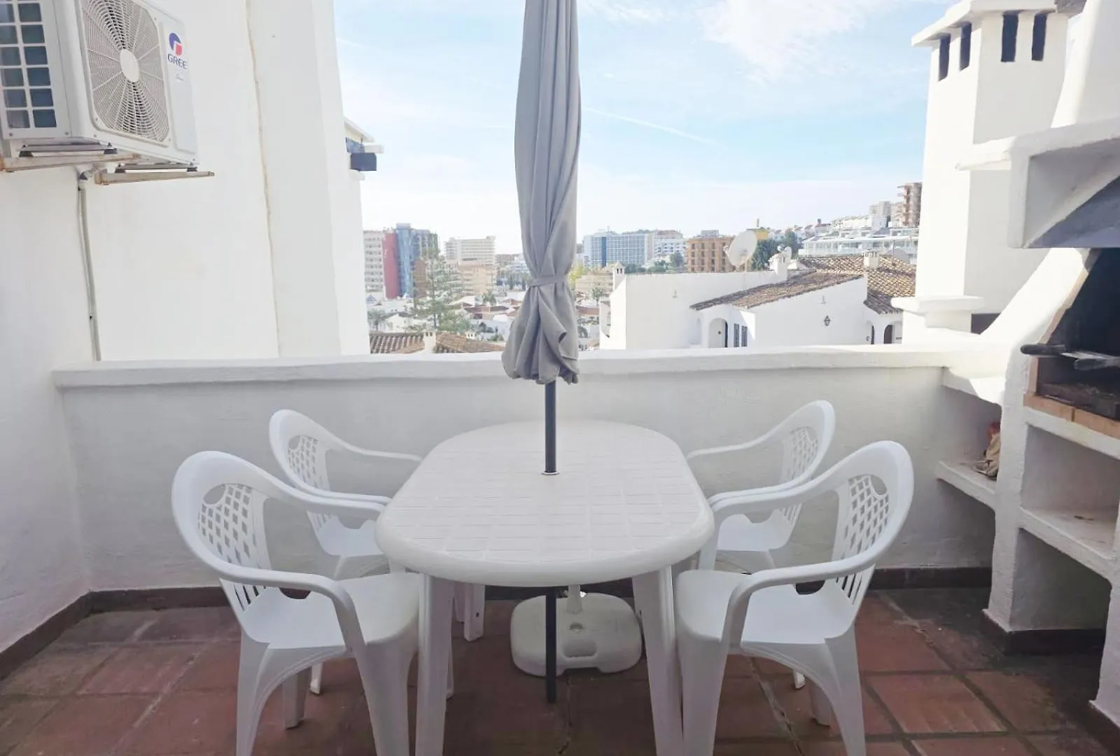 Apartment Ideal 2 Bed 2 Bath - Pueblo Evita Benalmadena